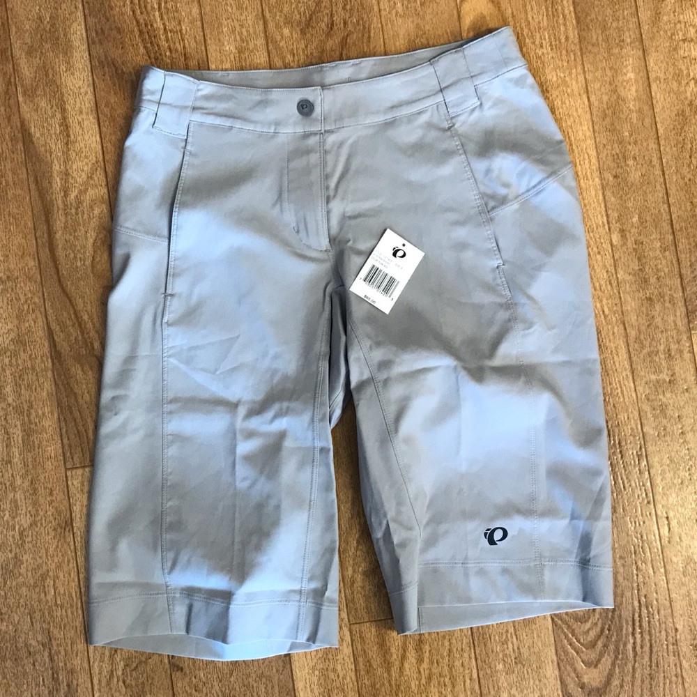 Pearl iZUMi Women's W Versa Shorts (Size S) New without tag Paloma color